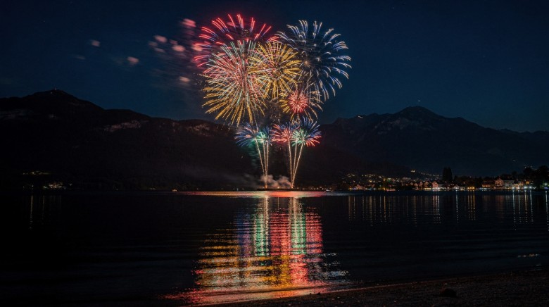 Lake Geneva Area Fireworks 2026: Summer Schedule, Dates, Cruises, and Best Viewing Spots