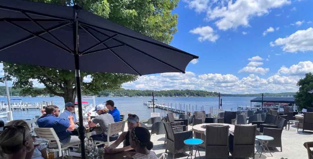 Sip and Dine Al Fresco in the Lake Geneva Region